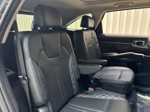Used 2022 Kia Sorento SX FWD image 36