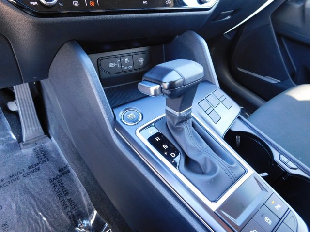 Used 2026 Kia Sportage LX FWD image 18