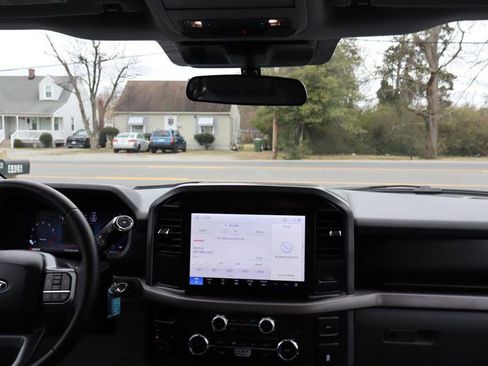 Used 2025 Ford F150 XLT w/ Equipment Group 301A Standard image 16