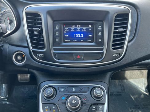 Used 2017 Chrysler 200 Limited w/ Driver Assist Package image 19