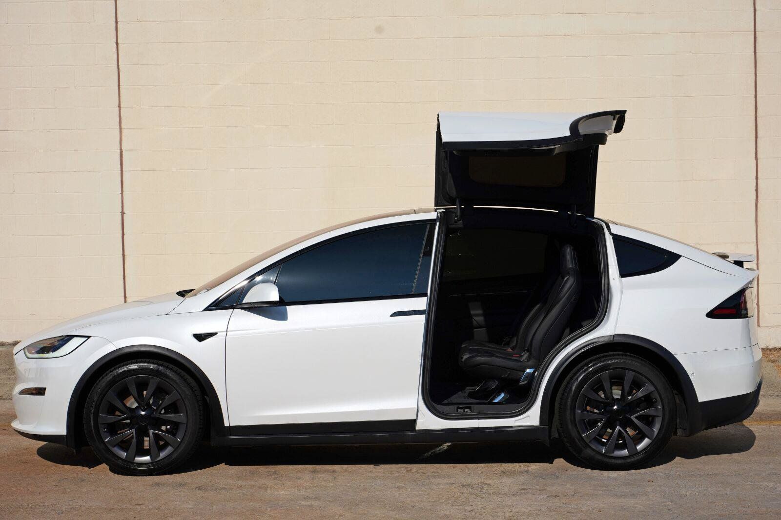 Used 2023 Tesla Model X AWD/4WD image 52
