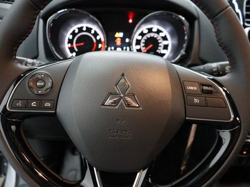 New 2026 Mitsubishi Outlander Sport LE AWD/4WD image 8