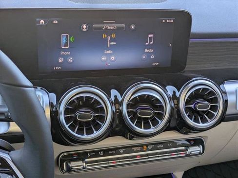 New 2026 Mercedes-Benz GLB 250 GLB 250 image 12