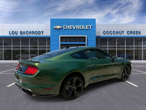 Used 2022 Ford Mustang GT Premium w/ Black Accent Package RWD image 8