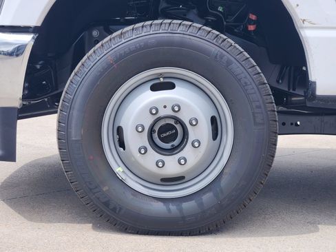 New 2026 Ford F350 XL AWD/4WD image 11