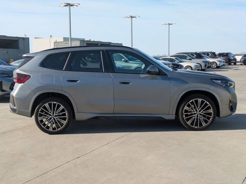 Used 2023 BMW X1 xDrive28i w/ Premium Package image 4