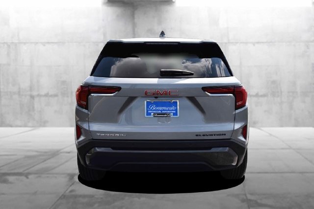 Used 2025 GMC Terrain Elevation FWD image 6