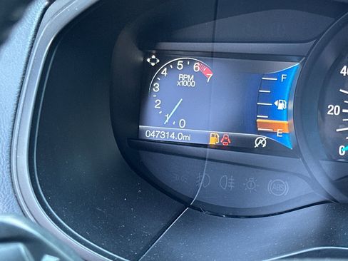 Used 2022 Ford Edge Titanium image 25