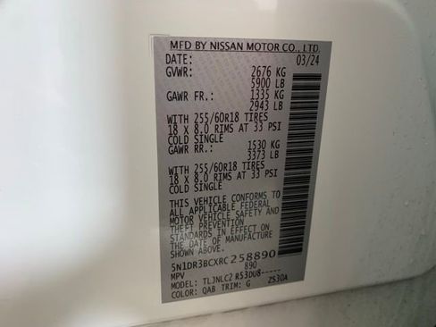 Used 2024 Nissan Pathfinder SV image 39