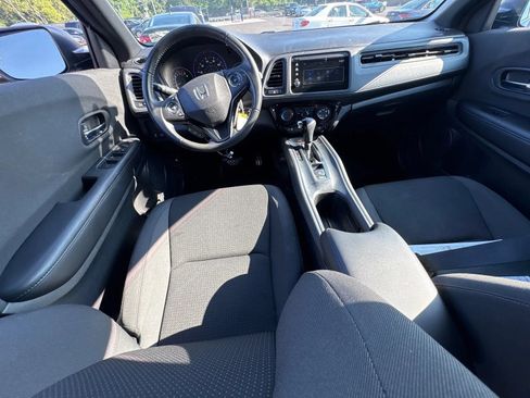 Used 2021 Honda HR-V Sport image 6