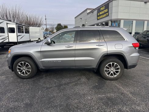 Used 2014 Jeep Grand Cherokee Limited w/ Trailer Tow Group IV image 8