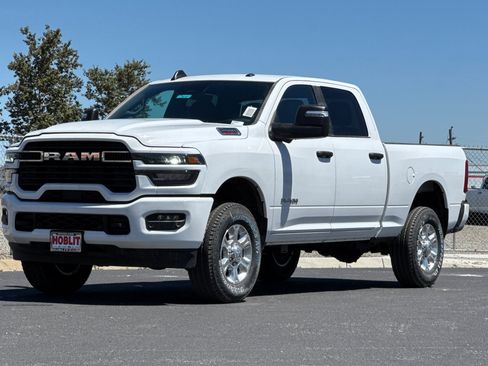 New 2026 RAM 2500 Big Horn AWD/4WD image 7