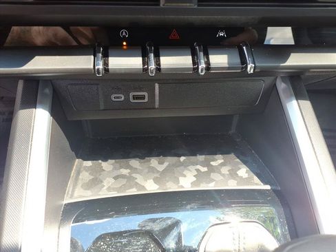 Used 2024 Chevrolet Colorado Trail Boss w/ Advanced Trailering Package AWD/4WD image 13