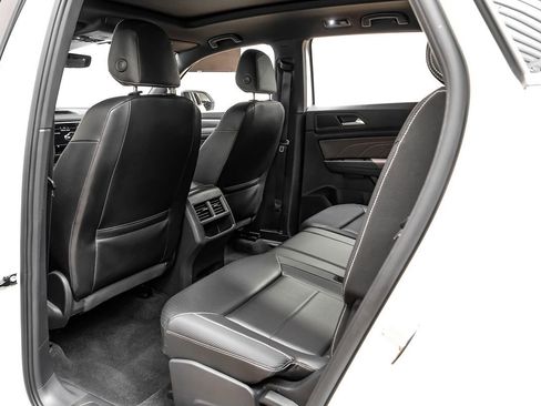 Used 2021 Volkswagen Atlas Cross Sport SEL R-Line w/ Cross Sport MDO Package image 36