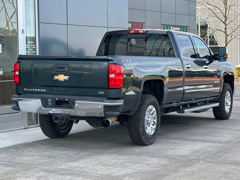 Used 2019 Chevrolet Silverado 3500 LTZ w/ Duramax Plus Package AWD/4WD image 3