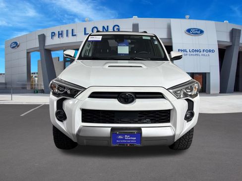 Used 2024 Toyota 4Runner TRD Off-Road Premium w/ Moonroof Package AWD/4WD image 8