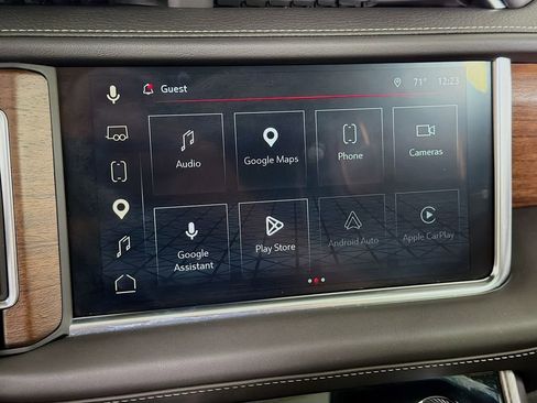 Used 2024 GMC Yukon Denali Ultimate AWD/4WD image 16