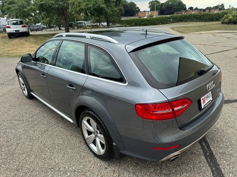 Used 2013 Audi A4 Prestige w/ Prestige Pkg AWD/4WD image 14