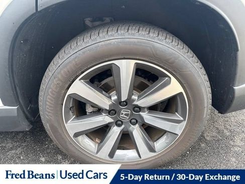 Used 2025 Honda Pilot Elite image 10