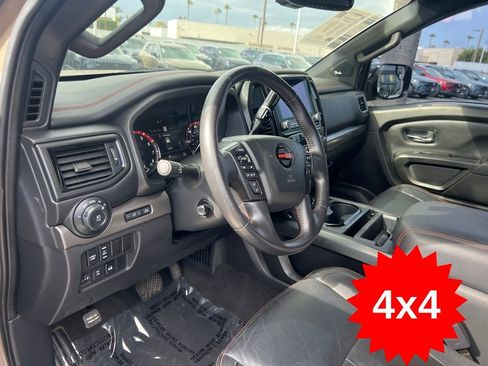 Used 2021 Nissan Titan PRO-4X w/ Pro-4x Convenience Package AWD/4WD image 13