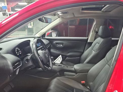 Used 2025 Honda HR-V EX-L image 5