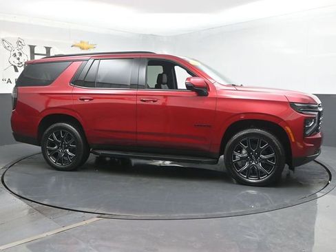 Used 2025 Chevrolet Tahoe RST w/ Comfort Package AWD/4WD image 1