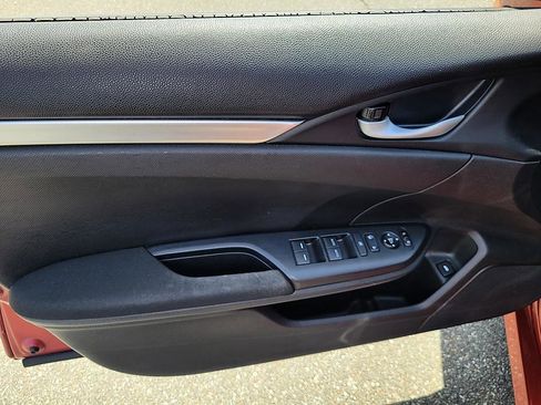Used 2019 Honda Civic LX image 9