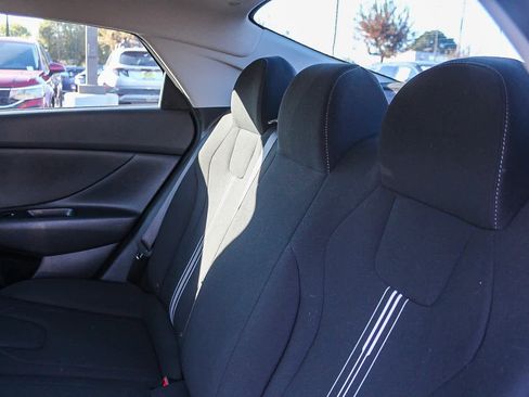 Certified 2023 Hyundai Elantra SEL image 20