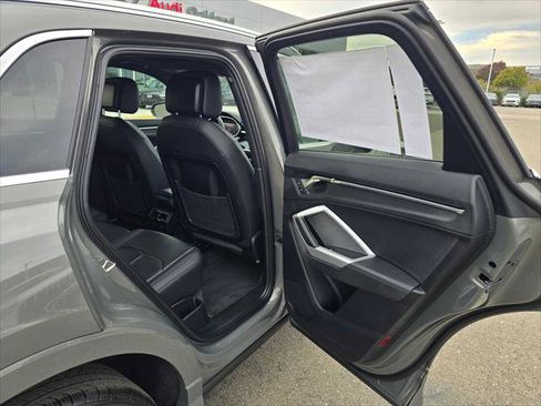 New 2025 Audi Q3 2.0T Premium image 14