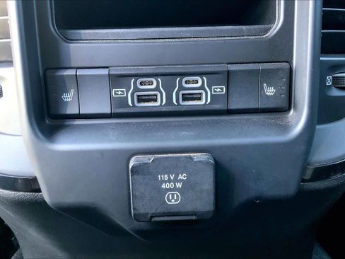 Used 2022 RAM 2500 Limited w/ Night Edition image 33