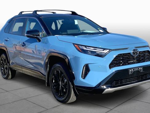 Used 2025 Toyota RAV4 XSE image 2