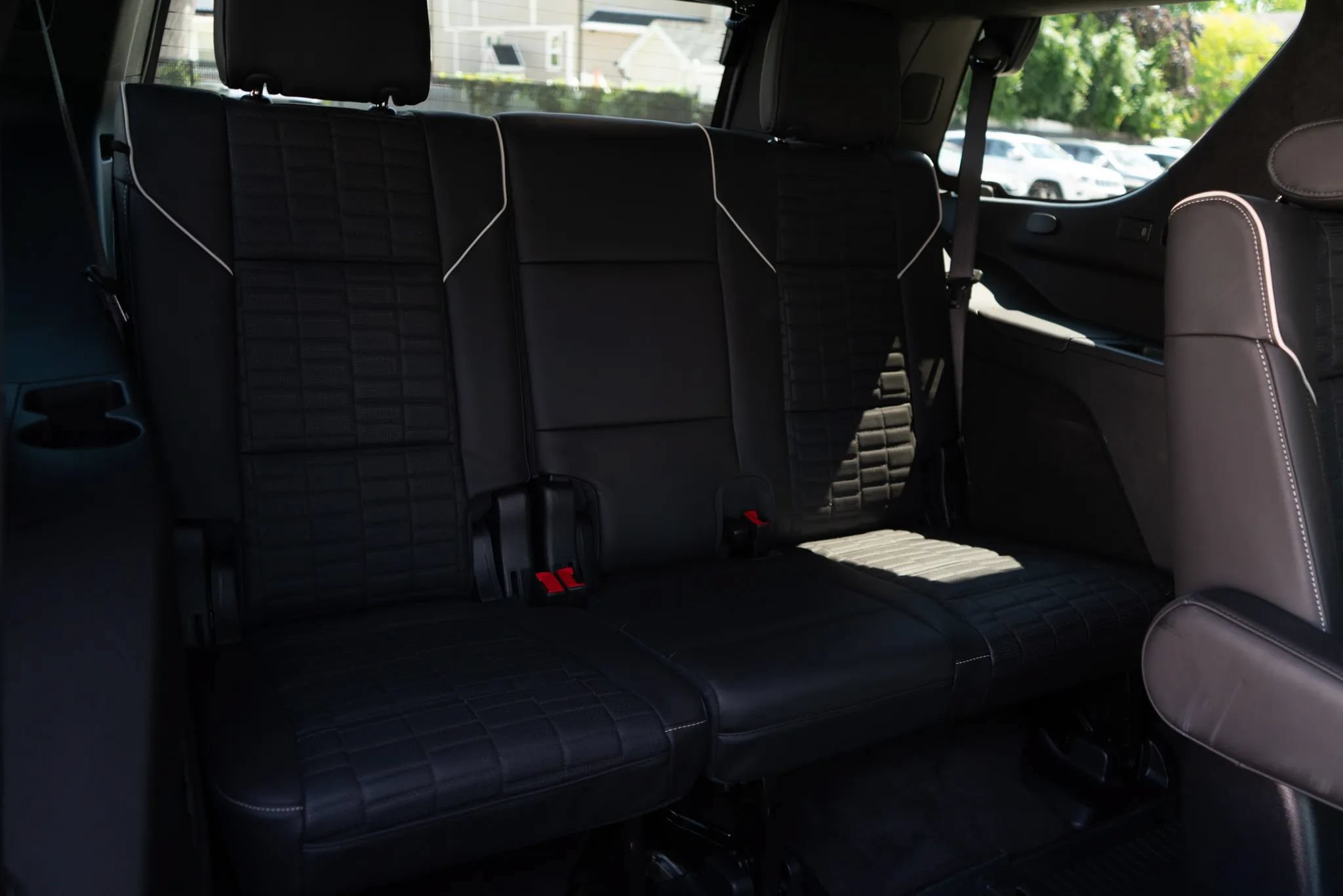 Used 2025 Cadillac Escalade V w/ LPO, Floor Liner Package AWD/4WD image 34