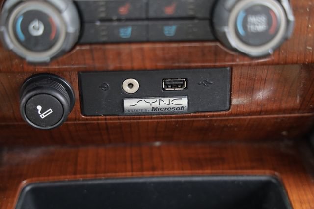 Used 2010 Ford F150 Lariat RWD image 34