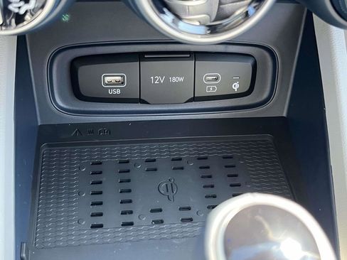 New 2026 Hyundai Venue SEL image 16