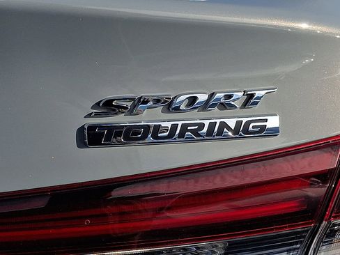 Used 2025 Honda Civic Sport image 29