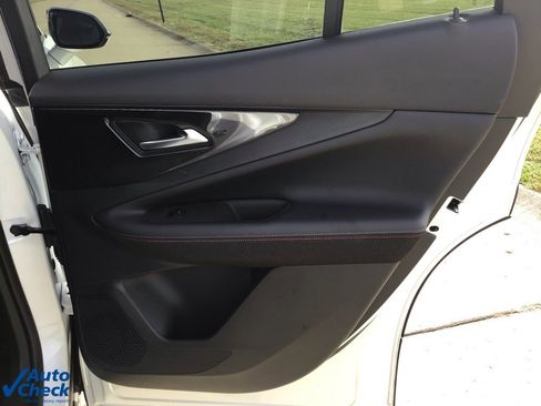 Used 2024 Chevrolet Blazer EV RS image 17