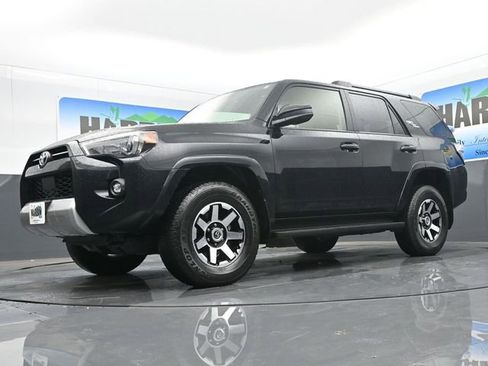 Used 2024 Toyota 4Runner TRD Off-Road image 19