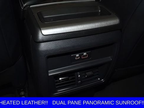 Used 2024 Nissan Murano SV AWD/4WD image 17