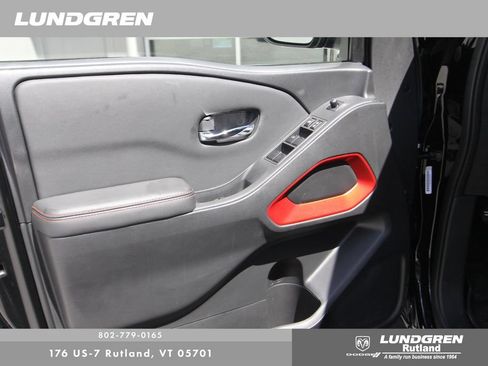 Used 2023 Nissan Frontier PRO-4X w/ Pro Convenience Package AWD/4WD image 23