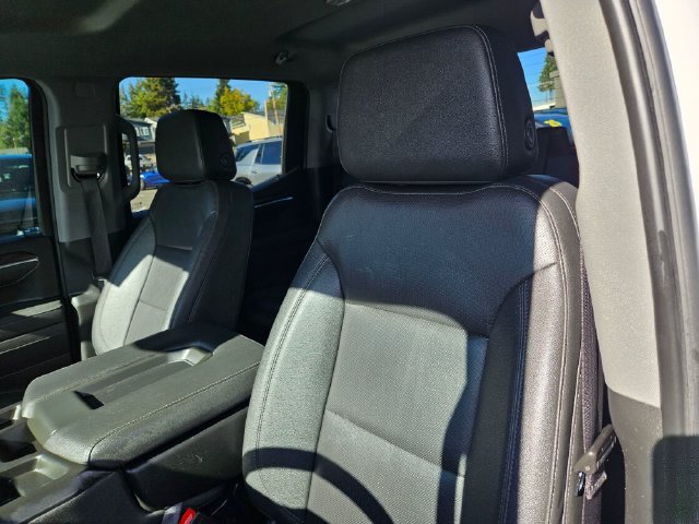 Used 2025 GMC Sierra 1500 SLT AWD/4WD image 21