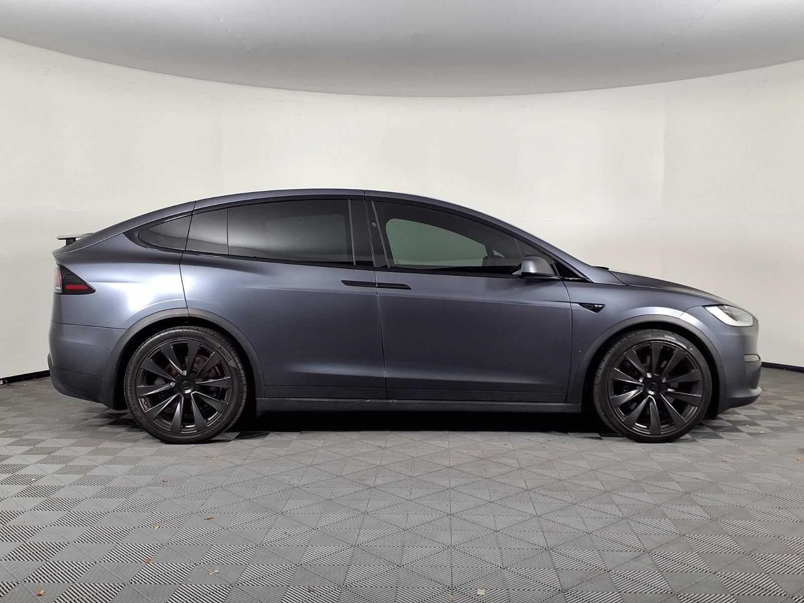 Used 2022 Tesla Model X Plaid AWD/4WD image 36