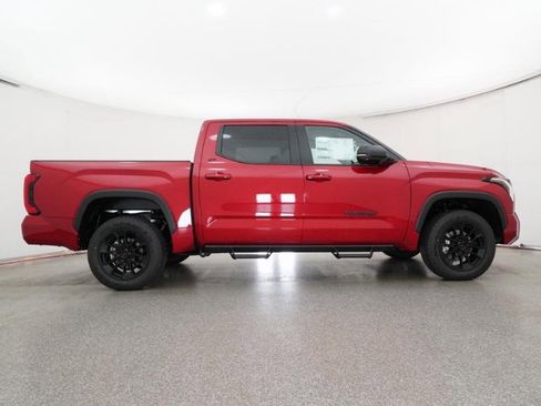 New 2026 Toyota Tundra SR5 AWD/4WD image 13