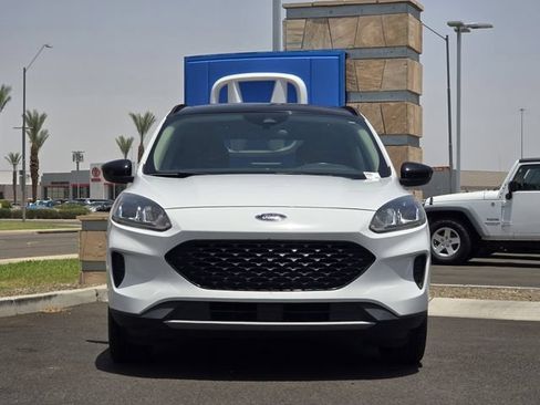 Used 2020 Ford Escape SE Sport AWD/4WD image 4
