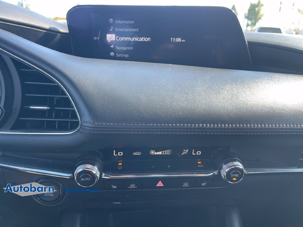 Used 2019 MAZDA MAZDA3 Hatchback w/ Premium Package FWD image 16