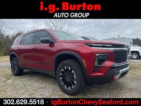 Certified 2025 Chevrolet Traverse Z71 w/ Driver Confidence Package image 1