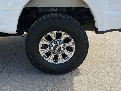 Used 2018 Ford F250 XLT w/ XLT Premium Package image 18