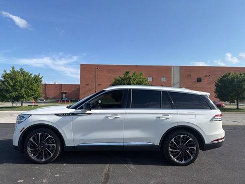 Used 2020 Lincoln Aviator Reserve w/ Equipment Group 202A AWD/4WD image 8