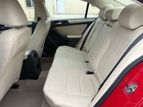 Used 2012 Volkswagen Jetta SE image 22