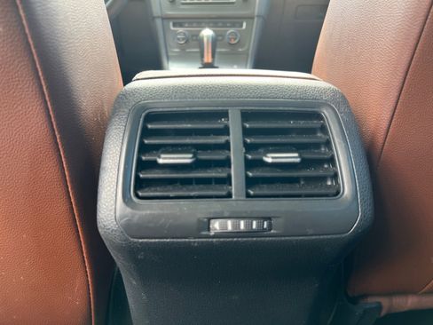 Used 2017 Volkswagen Golf Alltrack SEL image 19