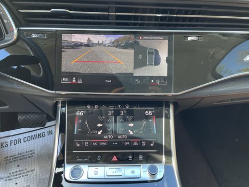 Used 2023 Audi Q7 3.0T Prestige image 13